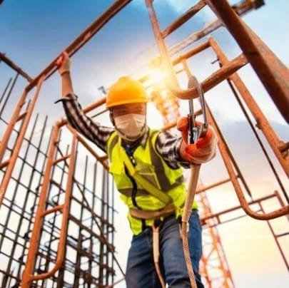 Técnicas en Trabajo en Altura y Protección de Caídas